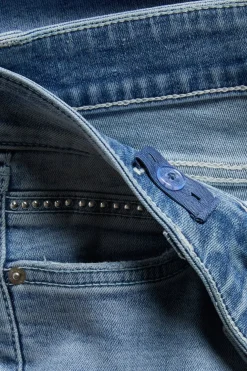 Dżinsy bootcut low waist