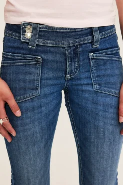 Dżinsy bootcut low waist