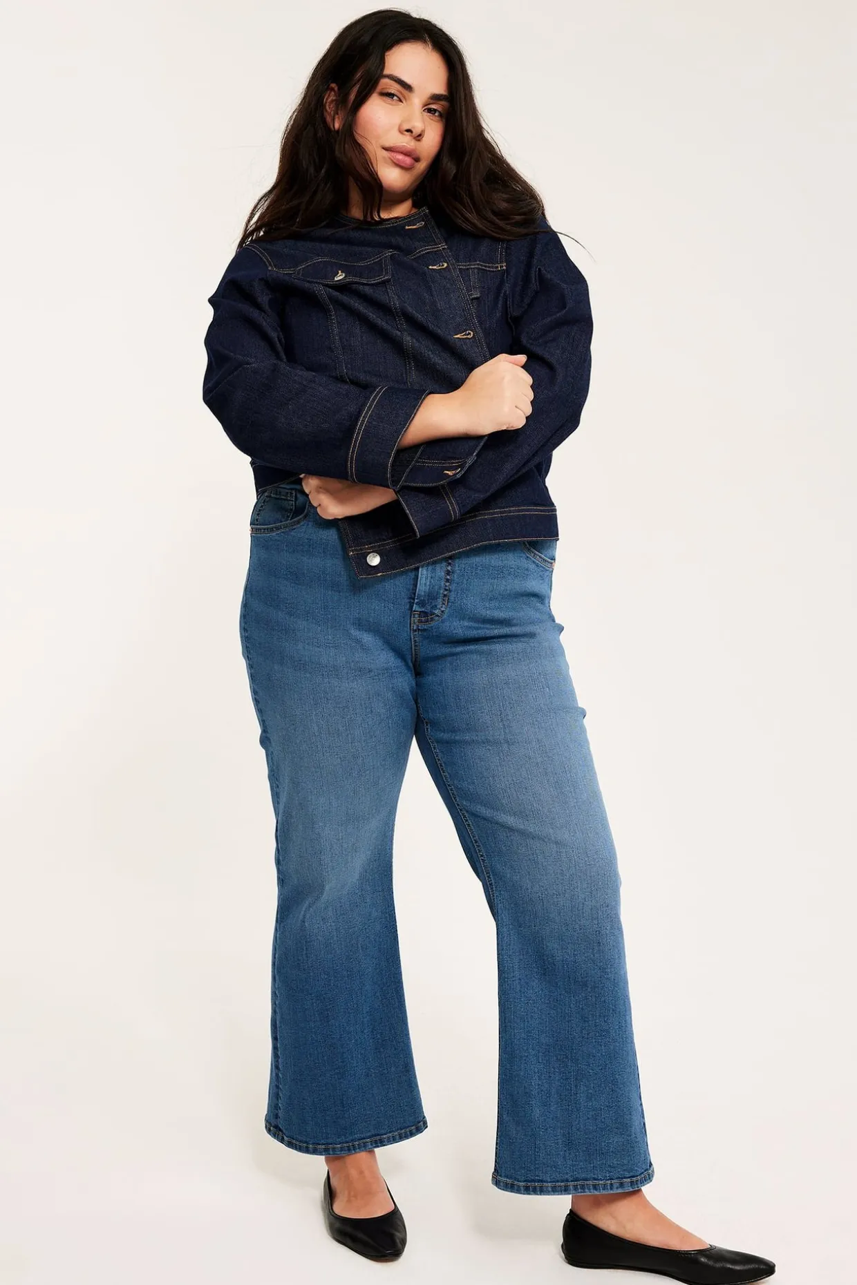 Dżinsy cropped flare high waist