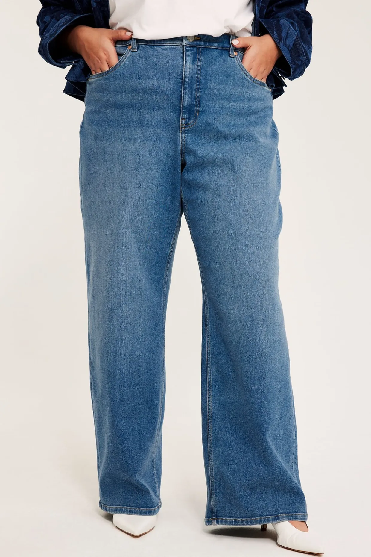 Dżinsy straight high waist