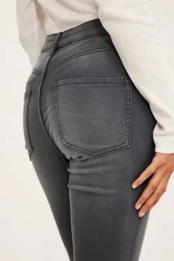 Dżinsy super slim high waist
