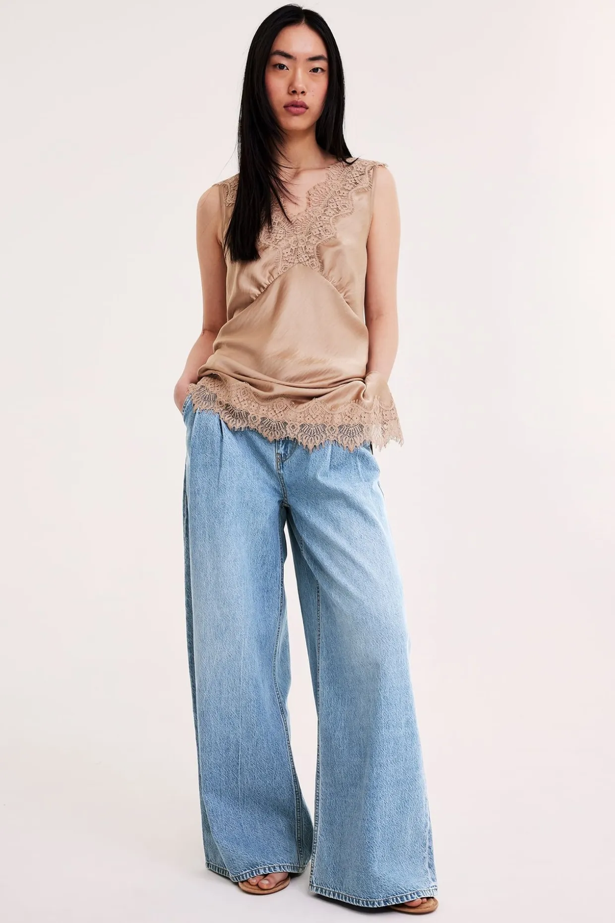 Dżinsy wide high waist