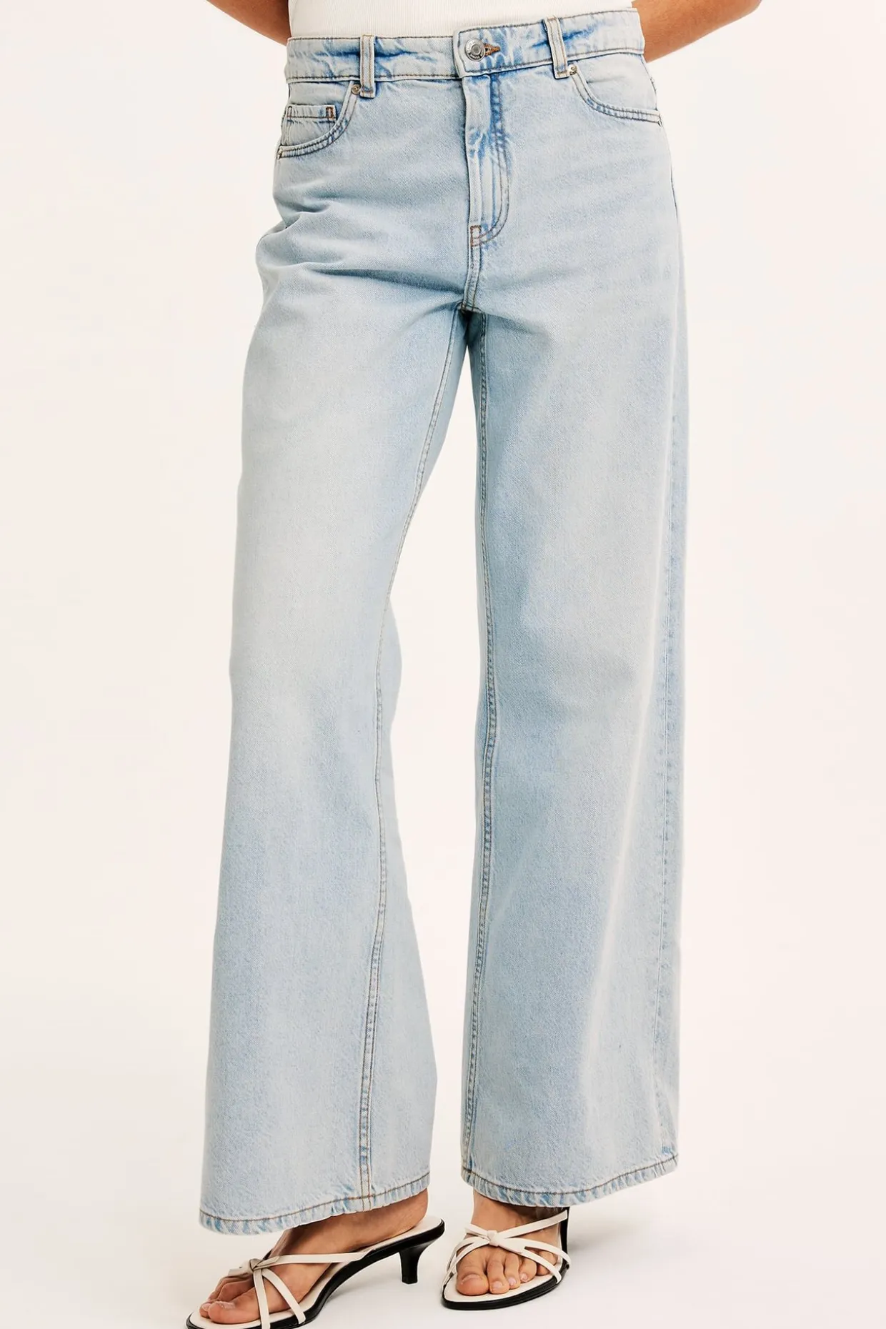 Dżinsy wide high waist
