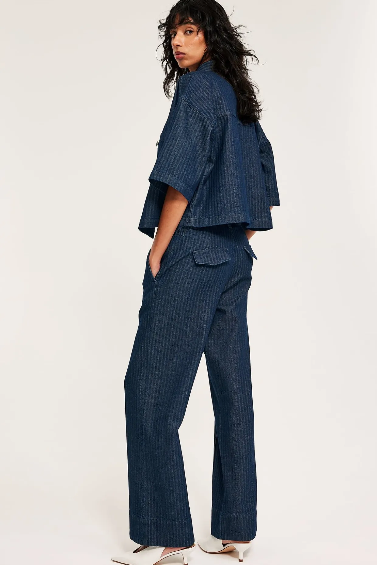 Dżinsy wide high waist
