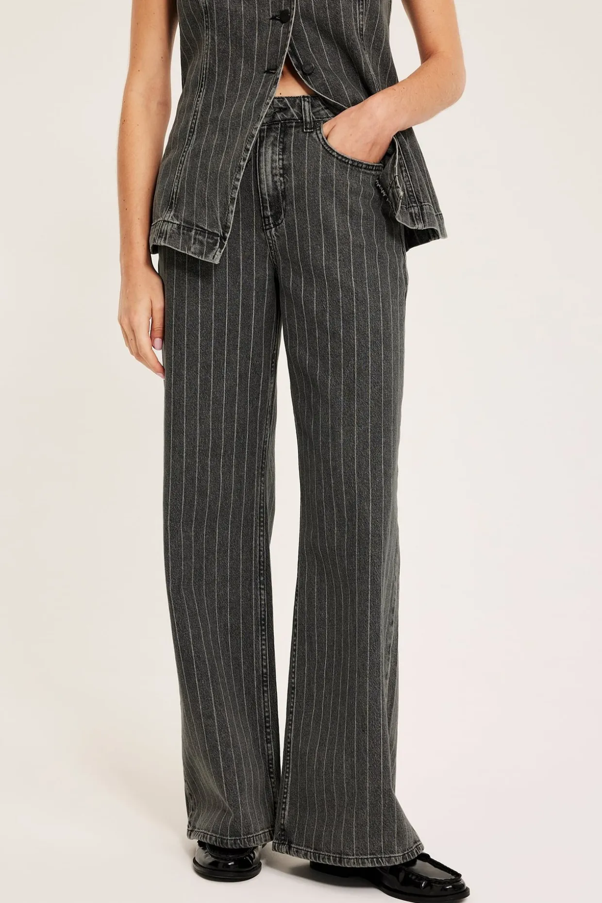 Dżinsy wide high waist