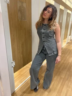 Dżinsy wide high waist