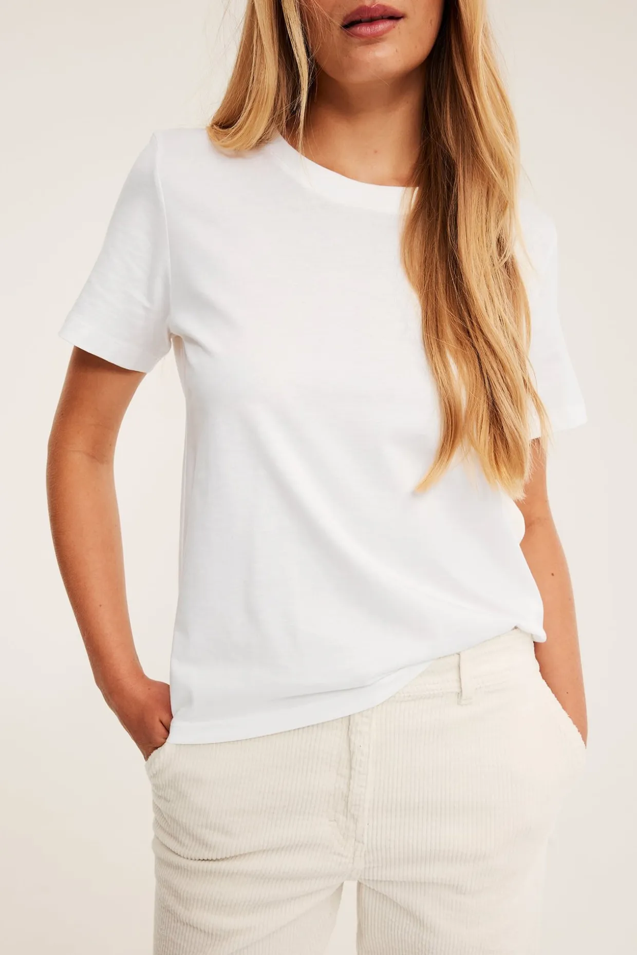 Klasyczny t-shirt z bawełny