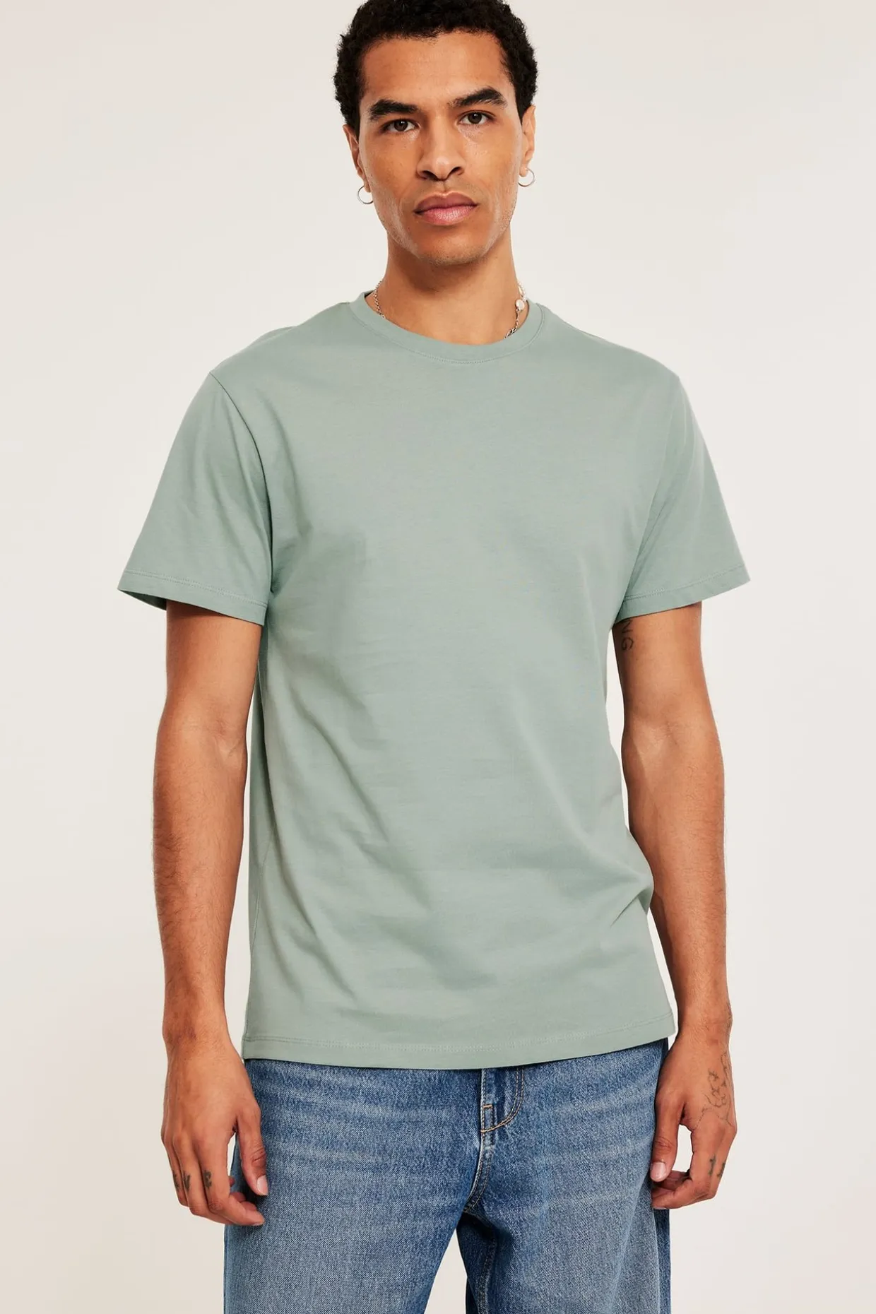 Klasyczny t-shirt z bawełny
