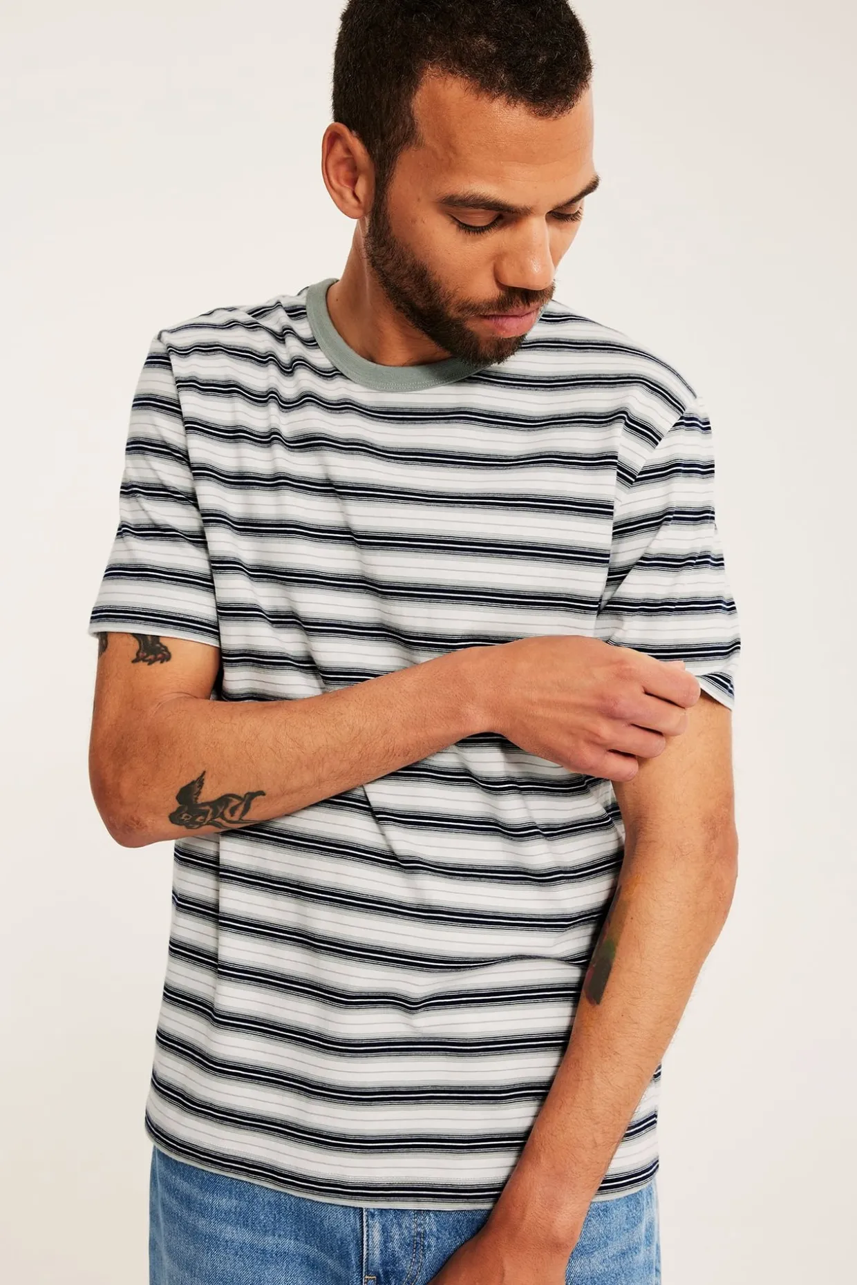 Klasyczny t-shirt z bawełny
