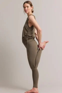 Legginsy z wywijanym pasem