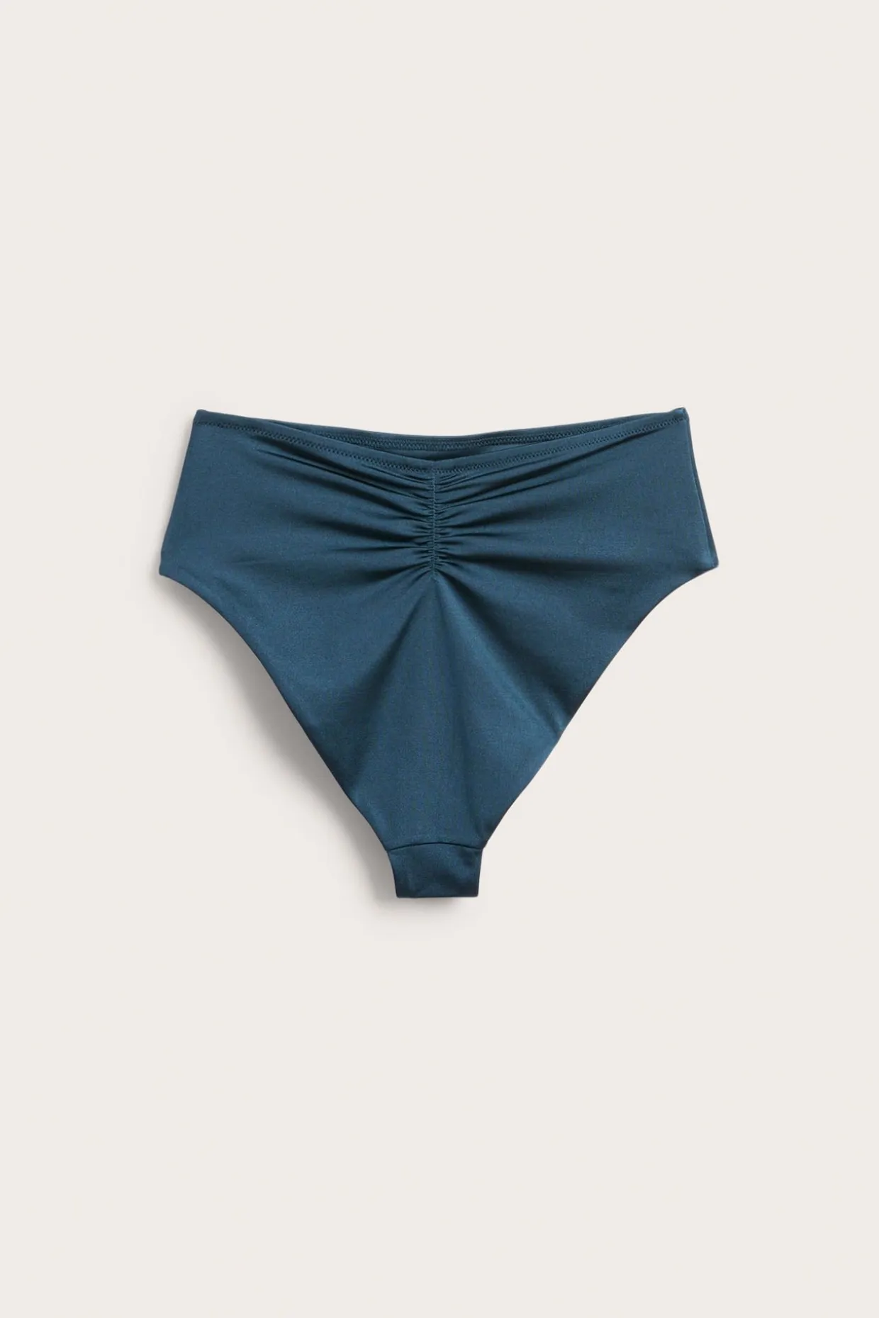 Majtki od bikini, brazyliany wysoko wycięte