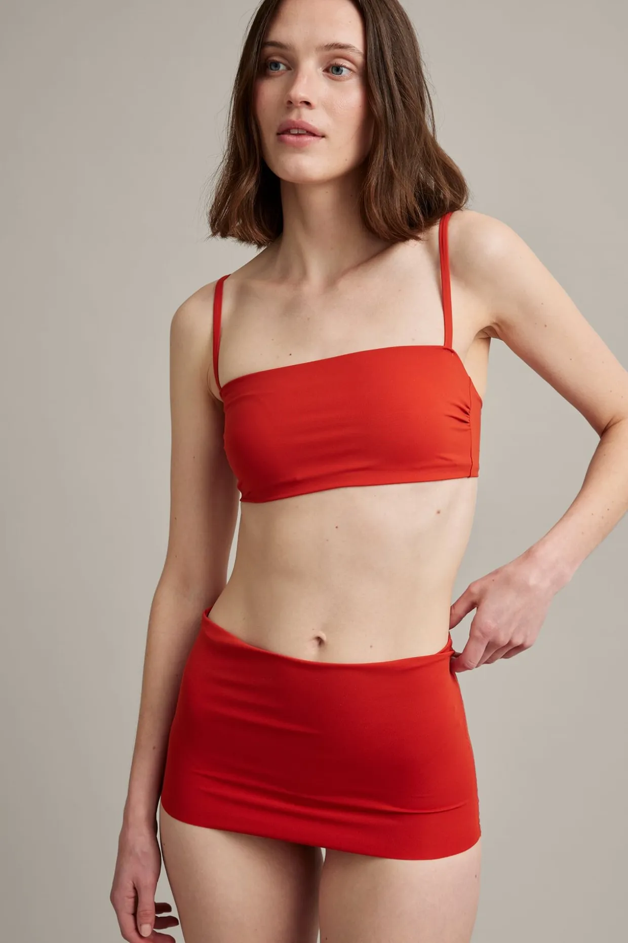 Majtki od bikini, figi z wywijanym pasem