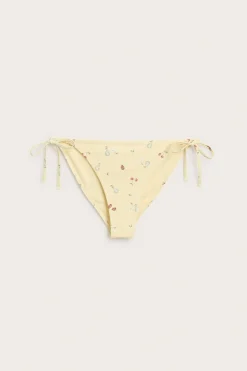 Majtki od bikini, Newbie Woman