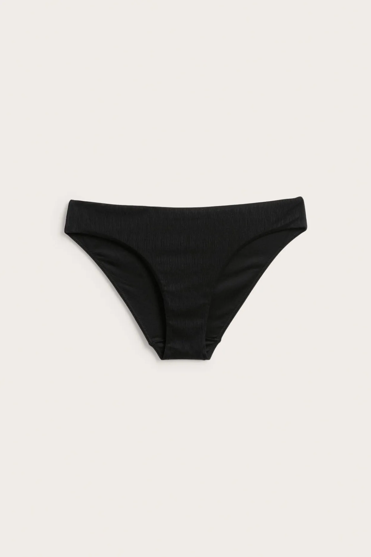 Majtki od bikini, typu figi