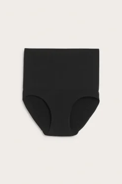 Majtki typu figi medium shape