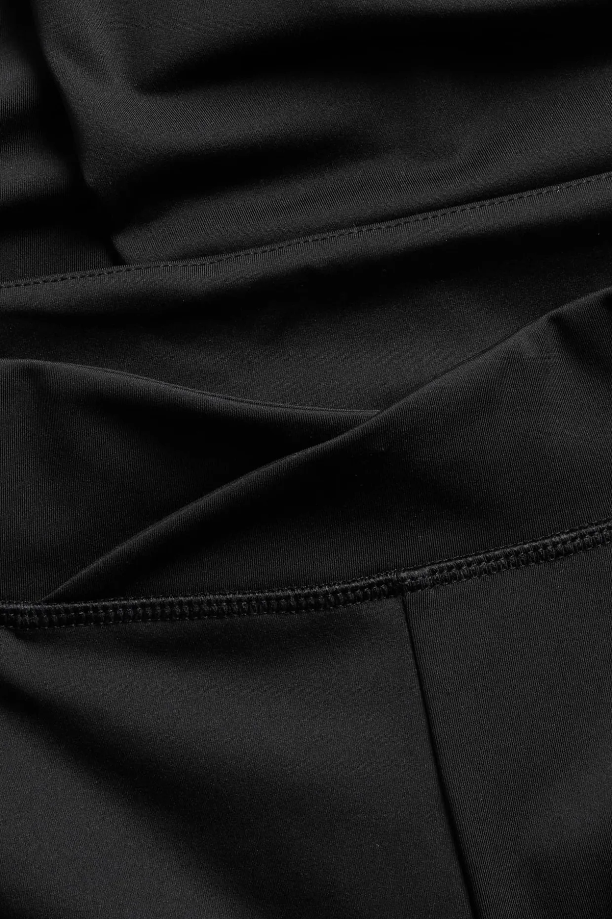 Rozkloszowane legginsy do ćwiczeń, z dżerseju