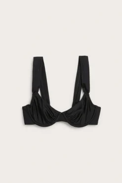 Stanik od bikini z fiszbinami