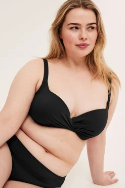 Stanik od bikini z fiszbinami
