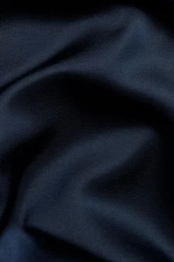 Sukienka z satyny, z koronkowymi detalami