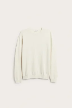 Sweter z dzianiny o drobnym splocie