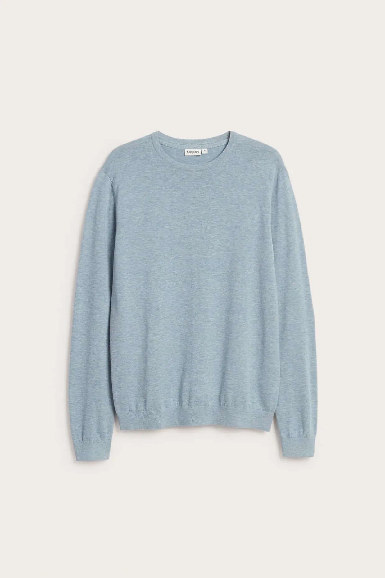 Sweter z dzianiny o drobnym splocie