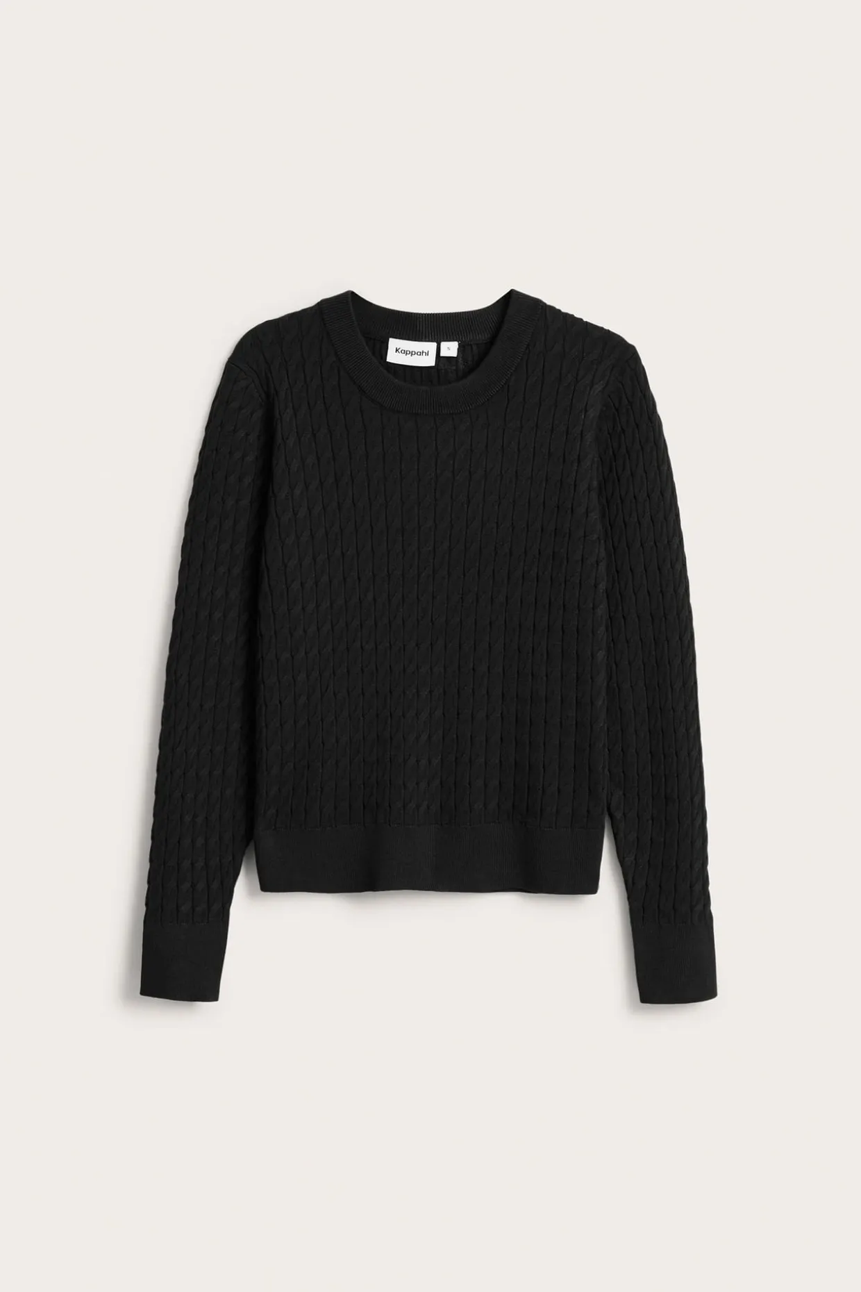 Sweter z dzianiny w warkocze