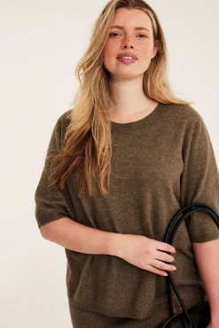 Sweter z dzianiny, z krótkimi rękawami