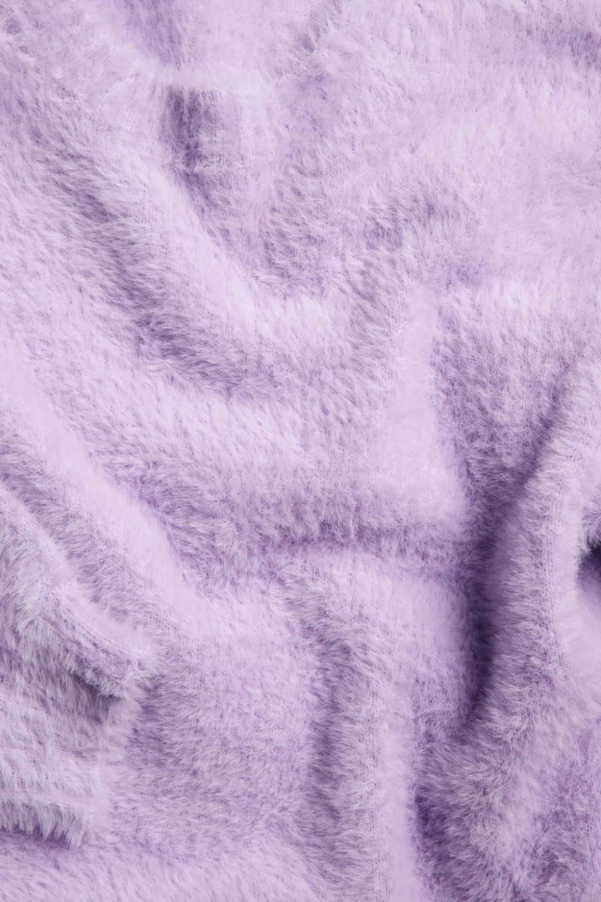 Sweter z dzianiny z przędzy o długim włosiu
