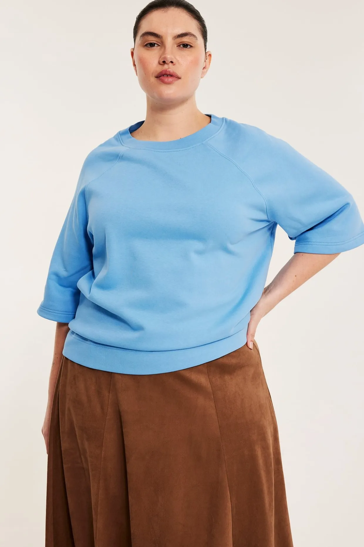 Sweter z krótkimi rękawami