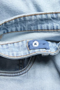 Szorty dżinsowe z rozciągliwego denimu