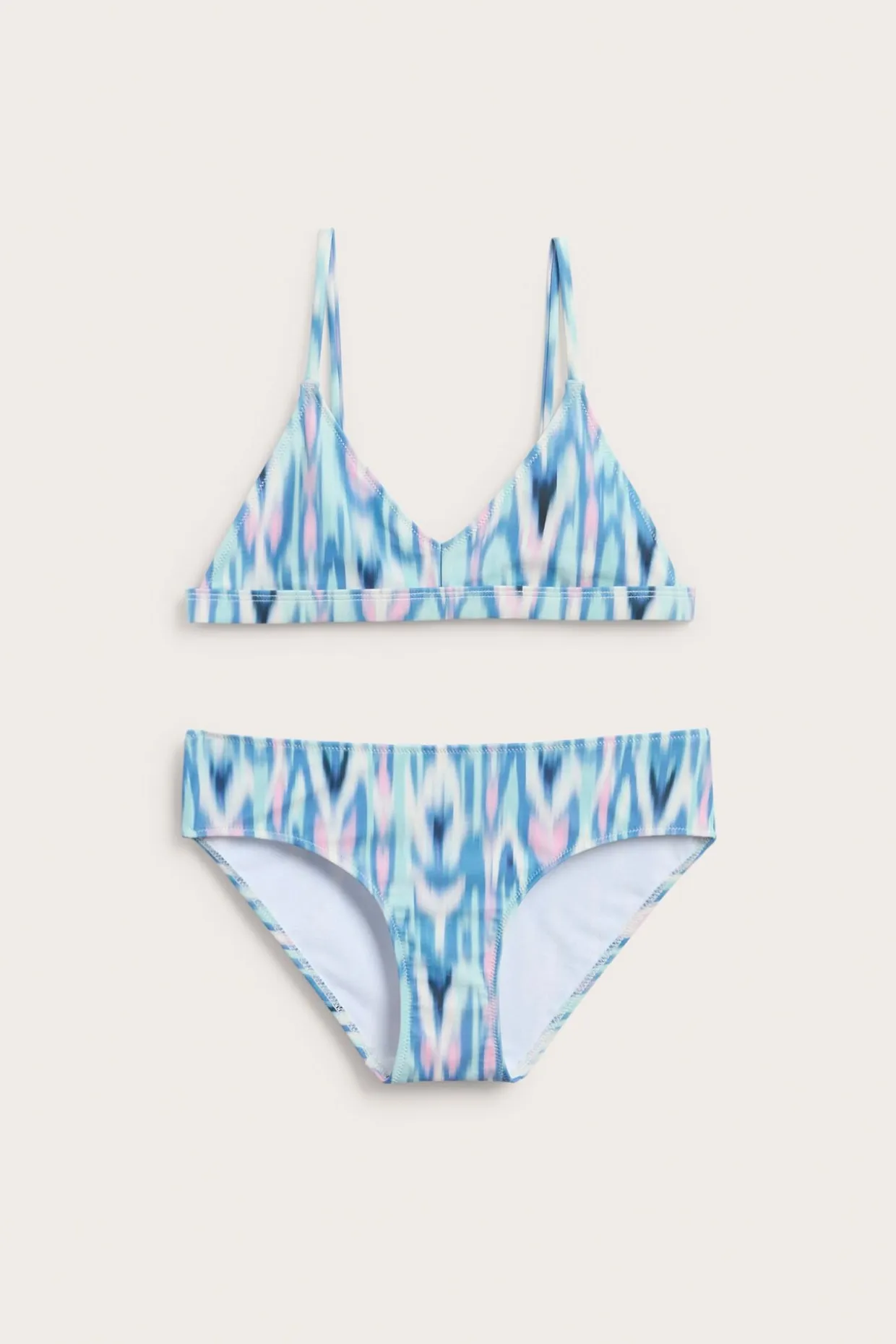 Trójkątne bikini z wzorem