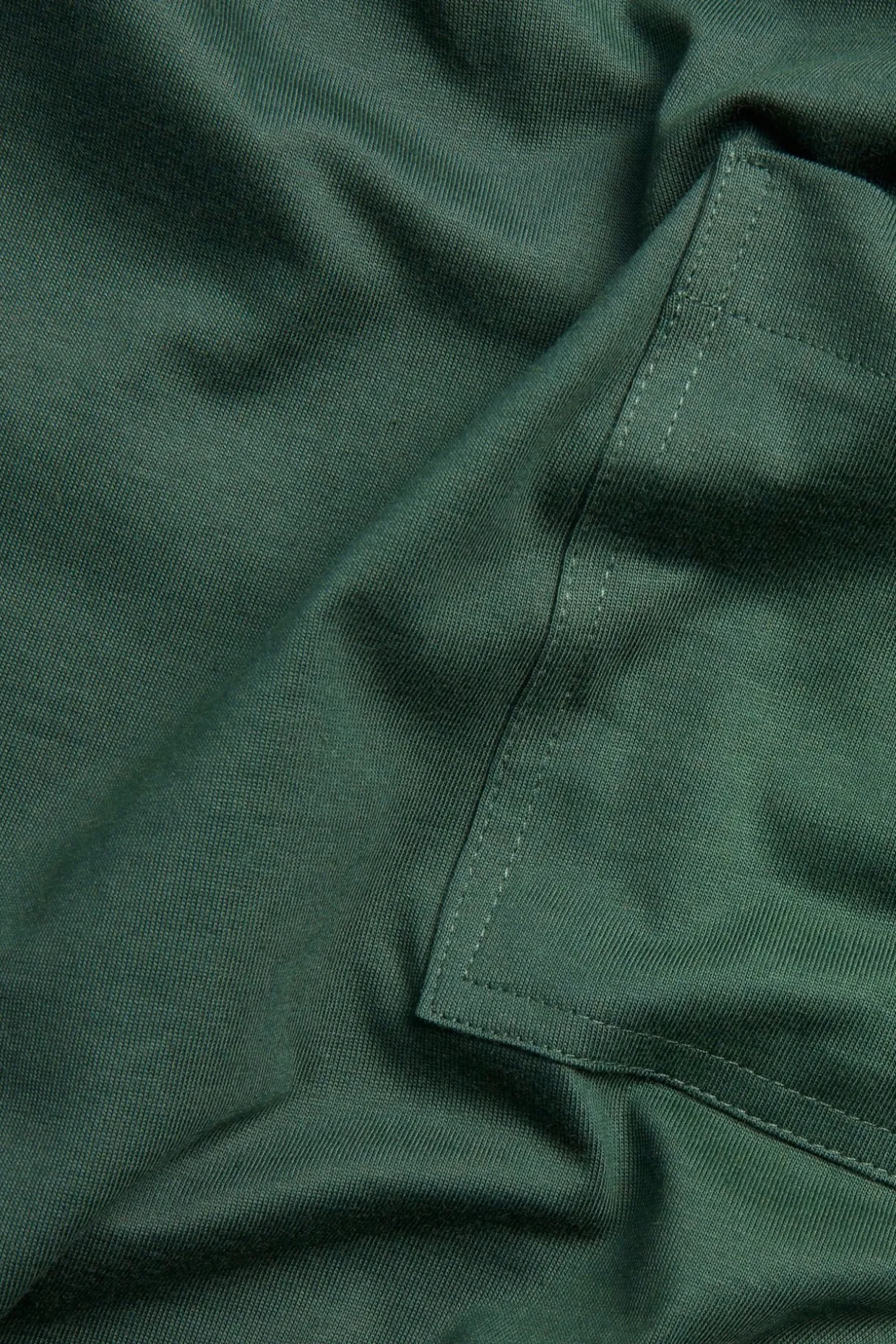 T-shirt luźny krój