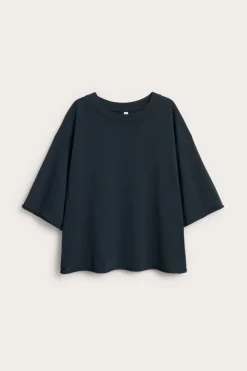 T-shirt o pudełkowym fasonie z podwiniętymi brzegami
