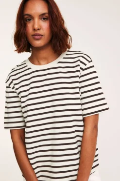 T-shirt oversize w paski