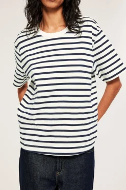 T-shirt oversize w paski