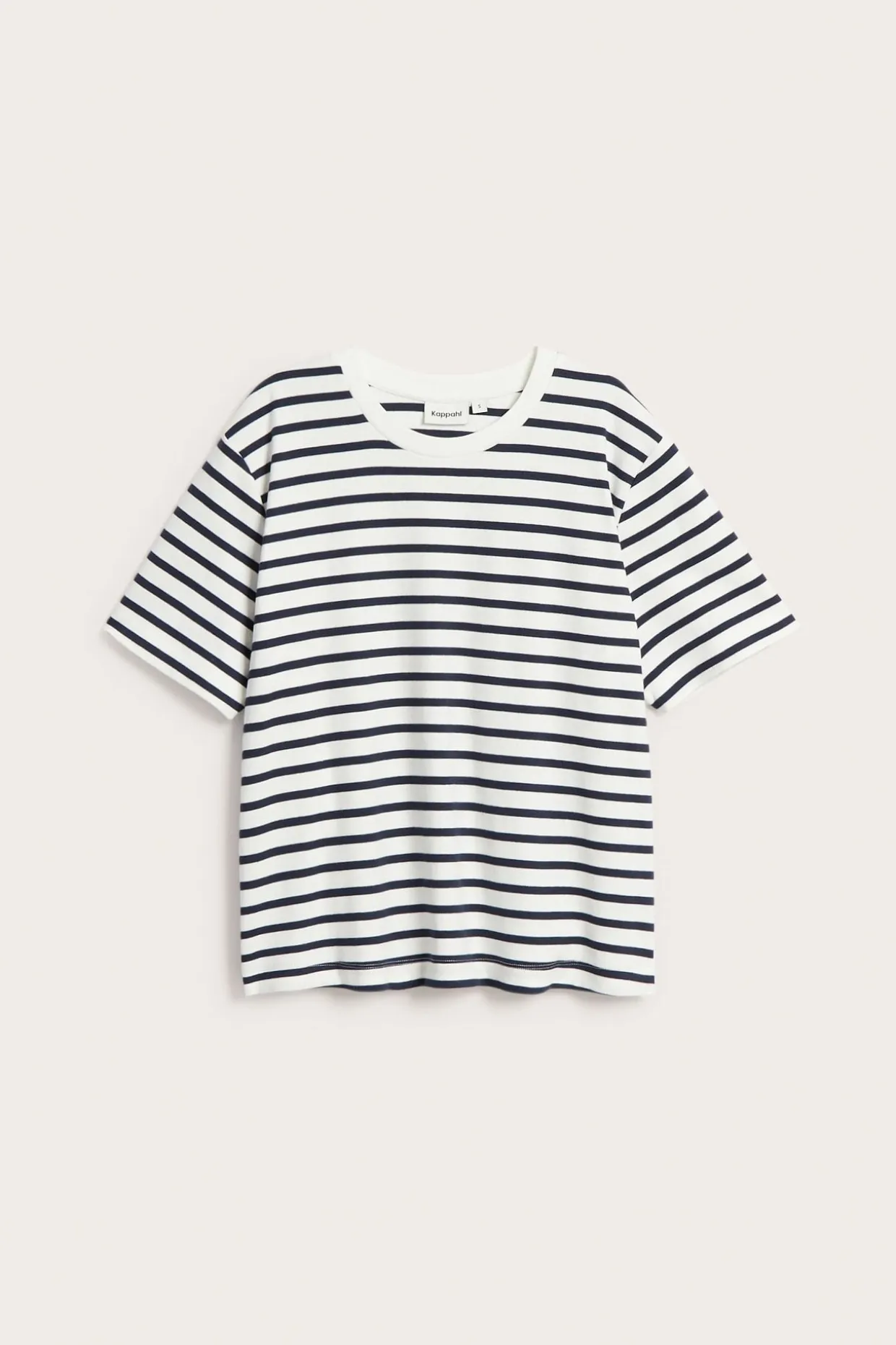 T-shirt oversize w paski