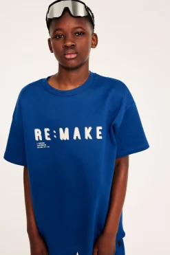 T-shirt oversize z nadrukiem tekstowym