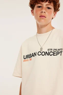 T-shirt oversize z nadrukiem tekstowym