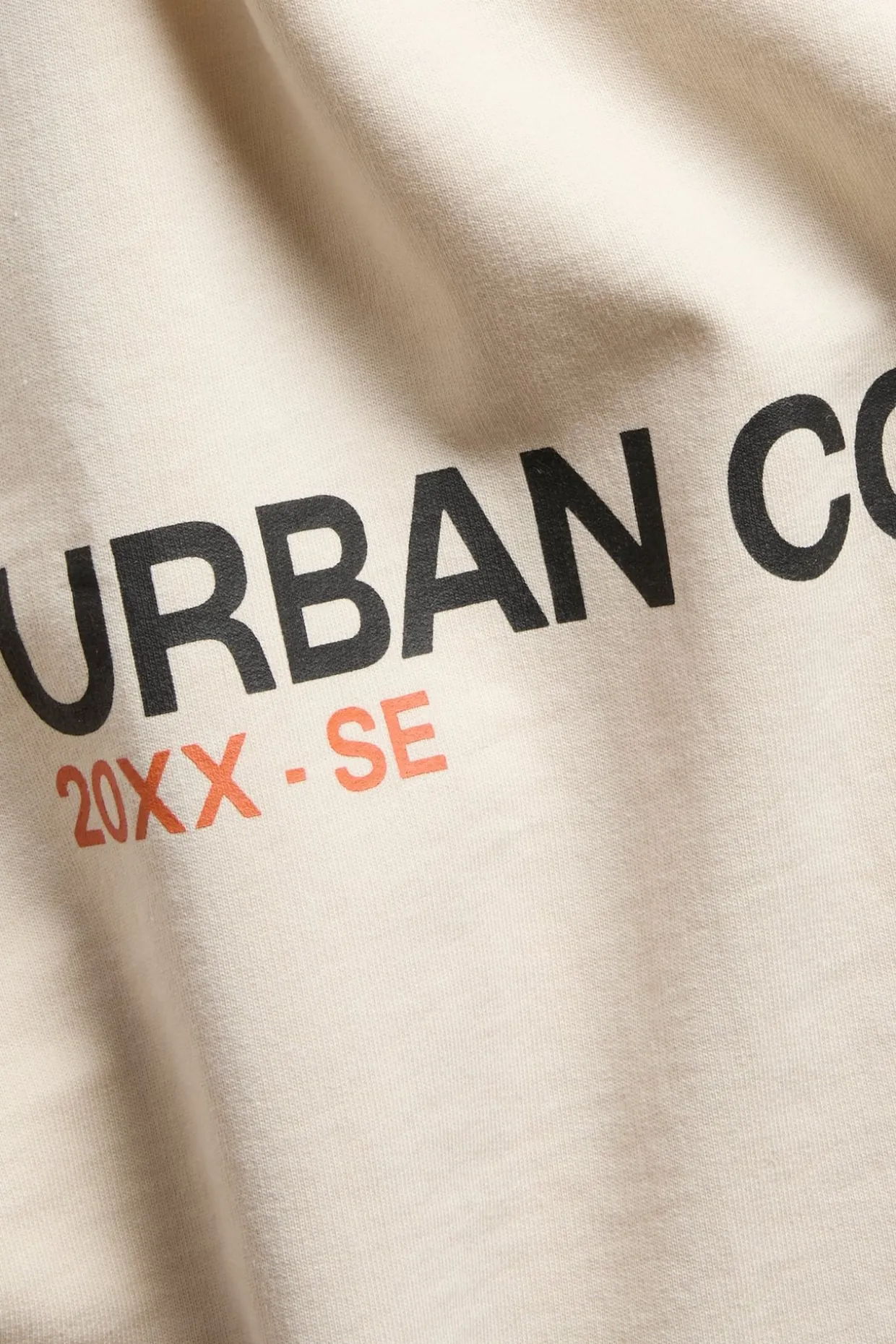T-shirt oversize z nadrukiem tekstowym