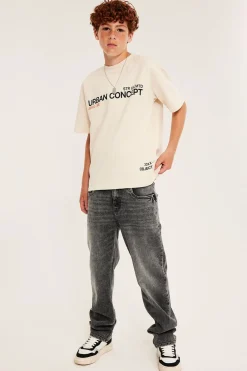 T-shirt oversize z nadrukiem tekstowym