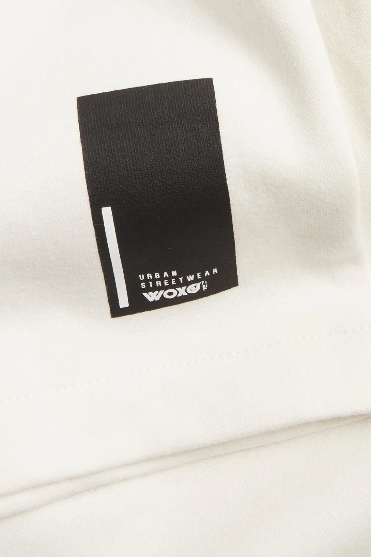 T-shirt oversize z nadrukiem tekstowym