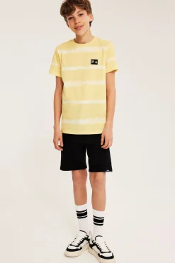 T-shirt z batikowym wzorem