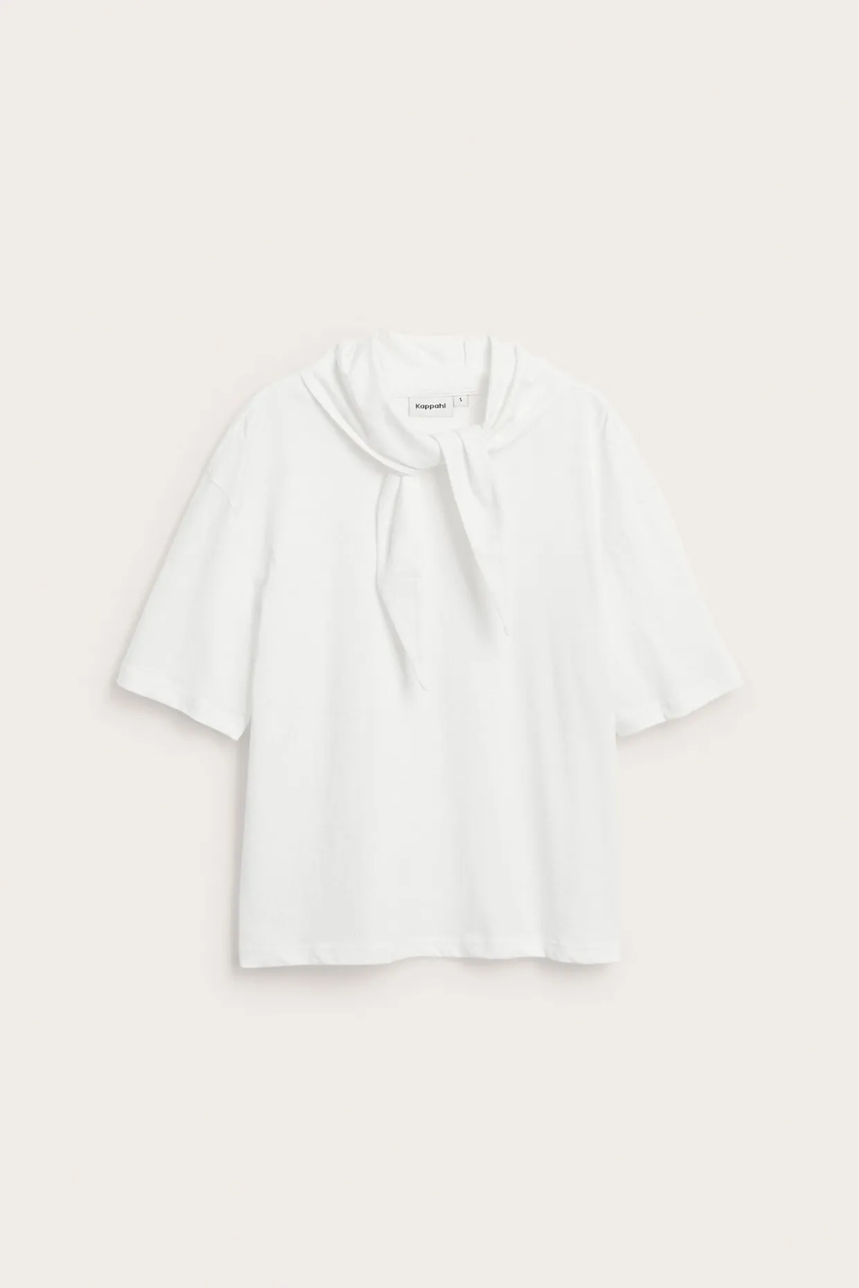 T-shirt z kołnierzem szalowym