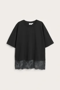 T-shirt z koronkową krawędzią