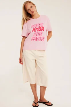 T-shirt z nadrukiem „More amor por favor”