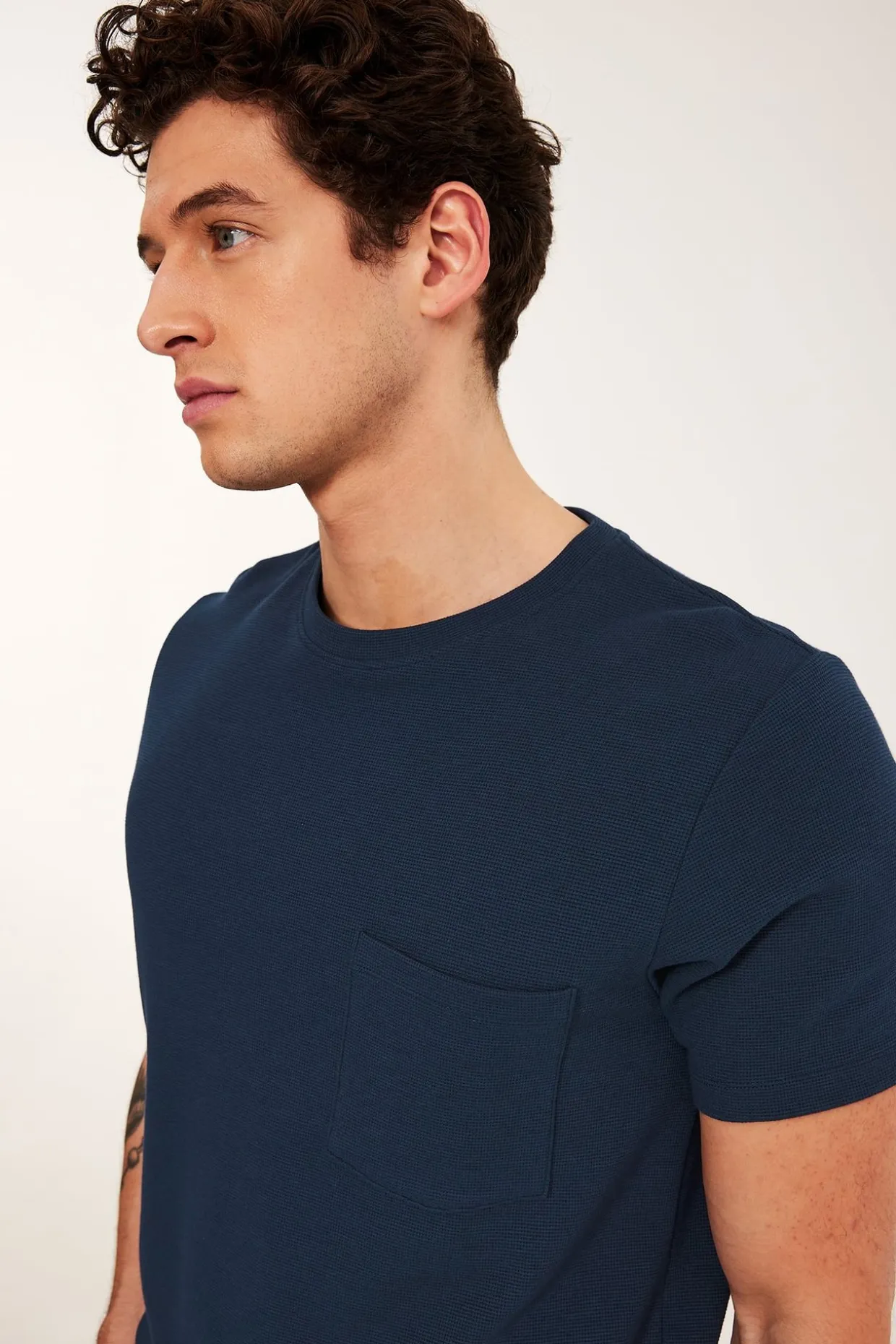 T-shirt z wzorem strukturalnym, regularny krój