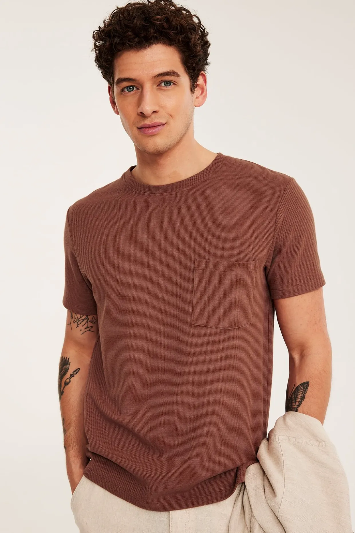 T-shirt z wzorem strukturalnym, regularny krój