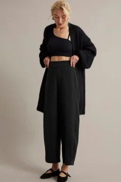 Wciągane spodnie barrel fit