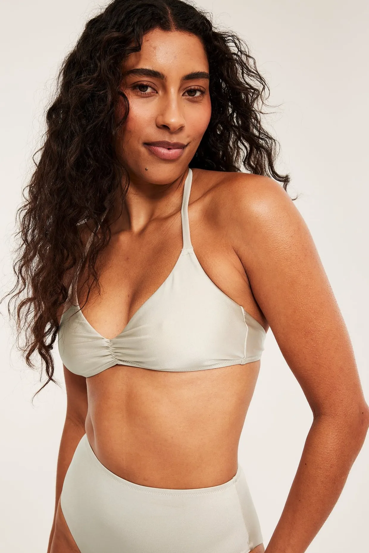 Wyściełany trójkątny stanik od bikini
