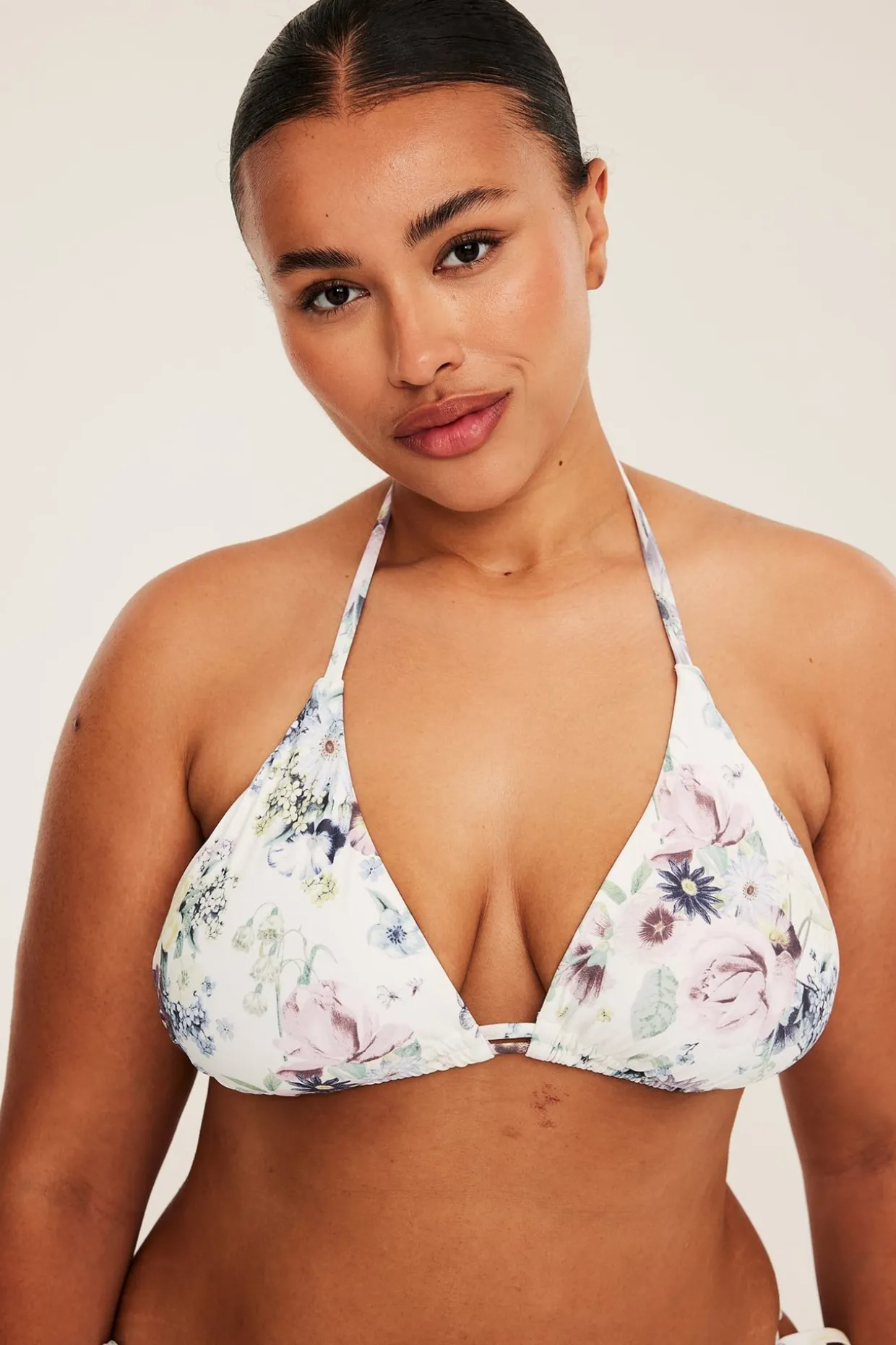 Wyściełany trójkątny stanik od bikini